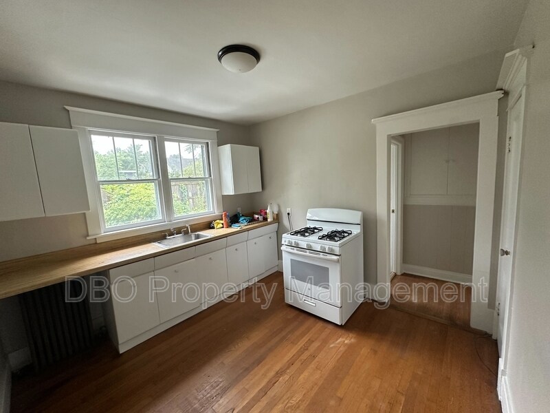 28 Gardner Terrace in Delmar, NY - Building Photo