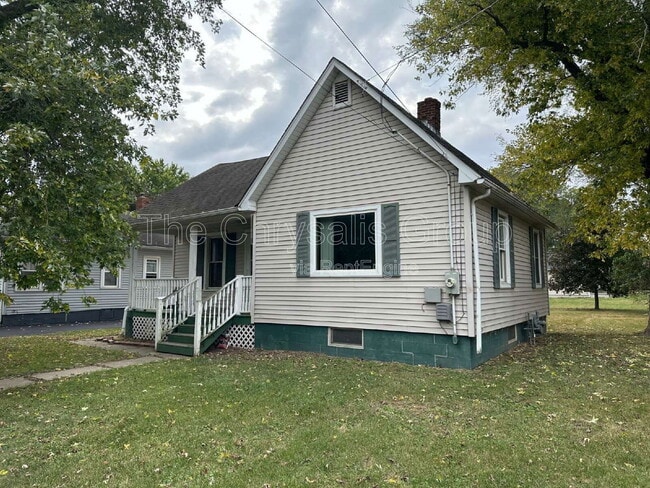 property at 1416 Walnut St