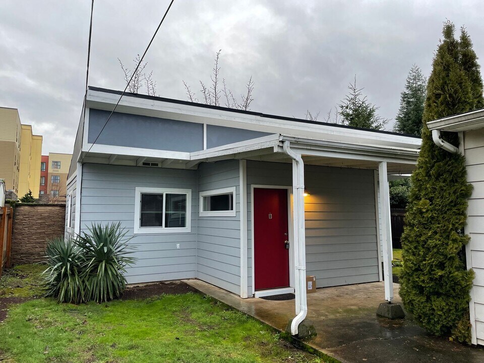 1600 SE 168th Ave in Vancouver, WA - Building Photo