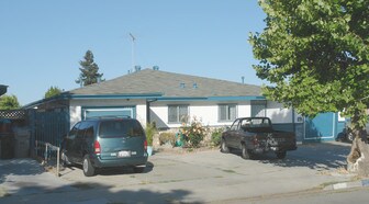 3321-3325 Locke Dr in San Jose, CA - Building Photo