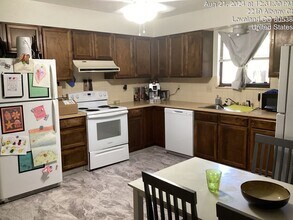 2219 Albany Ct in Loveland, CO - Building Photo - Building Photo