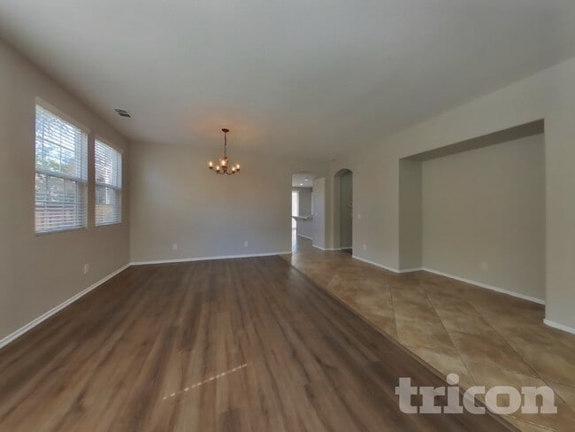 29810 Cottonwood Cove in Menifee, CA - Foto de edificio - Building Photo