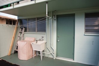 Hale Palolo Apartments in Honolulu, HI - Building Photo - Interior Photo