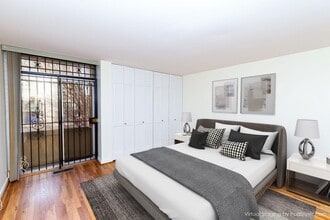 204 M St SW in Washington, DC - Building Photo - Building Photo