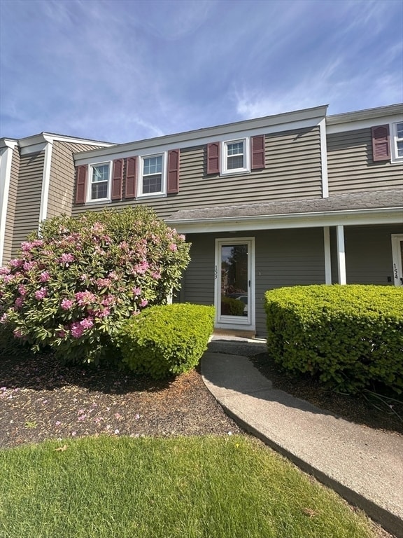 153 Shaw Farm Rd in Canton, MA - Building Photo - Building Photo