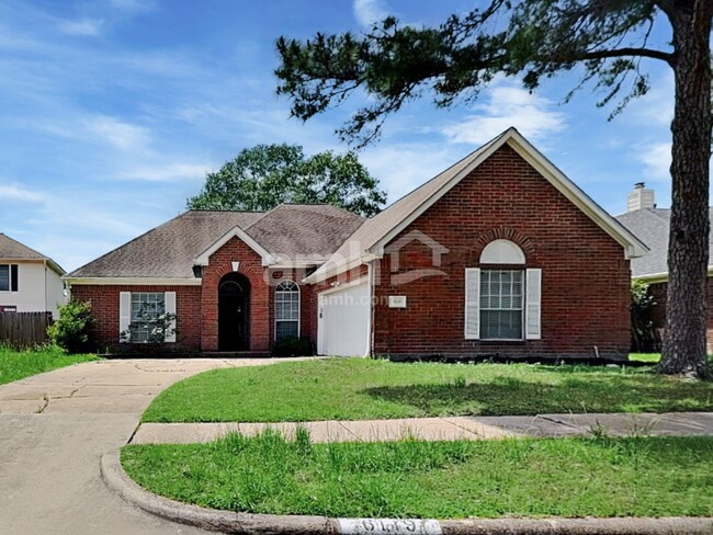 property at 6119 Old Farmhouse Ln