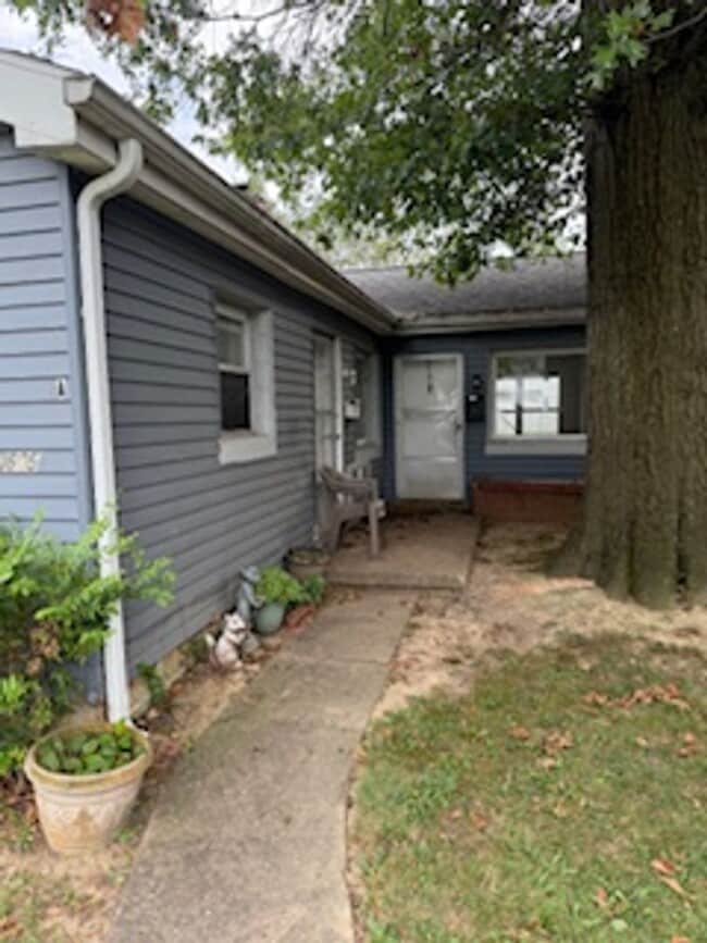property at 1605 Monroe Ave
