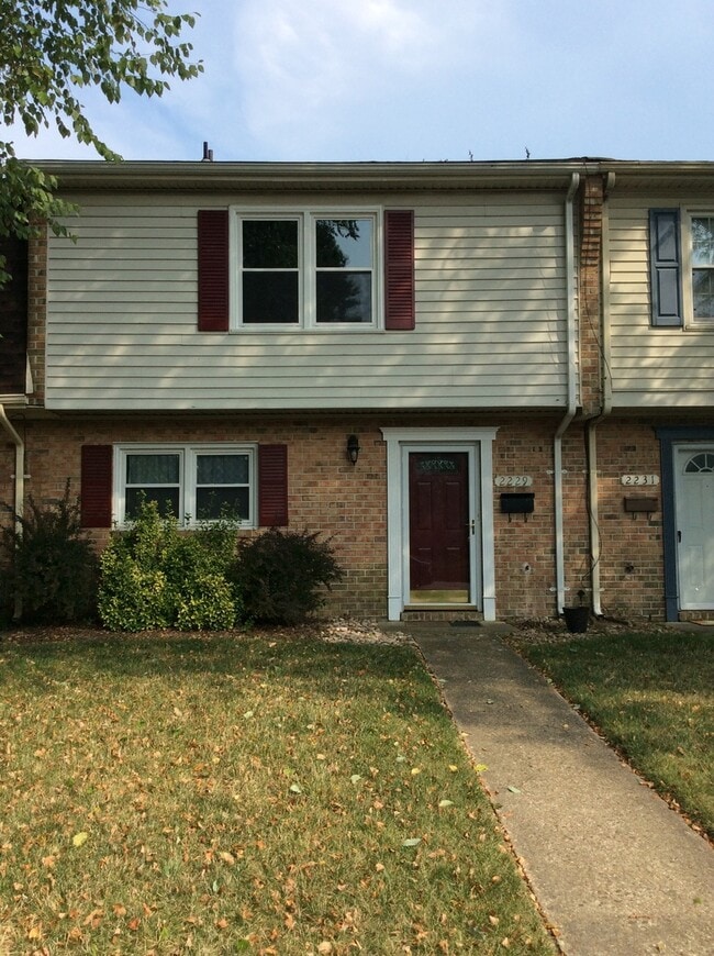 property at 2229 Sedgewick Dr