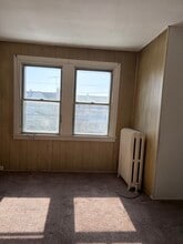 7159 Radbourne Rd in Upper Darby, PA - Foto de edificio - Building Photo