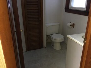 446 Riverside Dr, Unit 1 in North Grosvenordale, CT - Building Photo - Building Photo