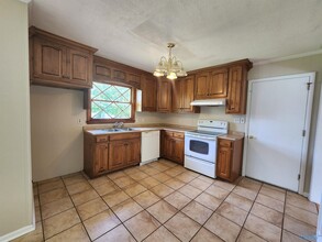 306 Drake Ave SW in Huntsville, AL - Building Photo - Building Photo