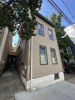 1109 Belvedere St in Cincinnati, OH - Building Photo