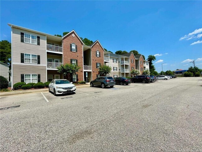 635 Marshtree Ln