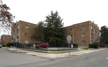 Rector Suites in Muncie, IN - Foto de edificio - Building Photo