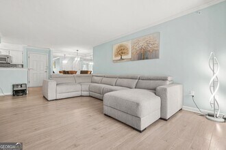 27404 Plantation Dr NE in Atlanta, GA - Building Photo - Building Photo