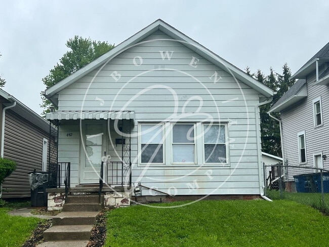 property at 442 Walbridge Ave