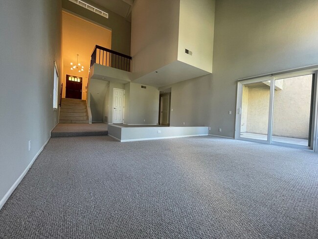 26551 Lucinda in Mission Viejo, CA - Building Photo - Building Photo