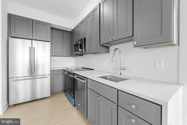 1417 Belmont St NW in Washington, DC - Building Photo - Building Photo