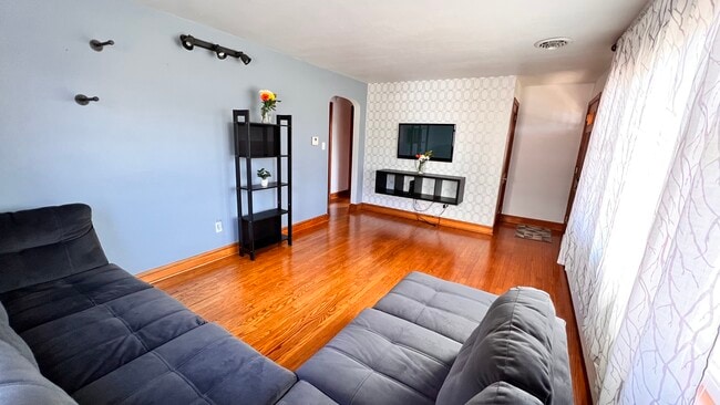 324 Woodland View Dr in York, PA - Foto de edificio - Building Photo