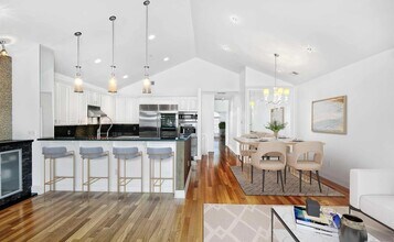 30 Lydia Dr in Guttenberg, NJ - Building Photo - Building Photo