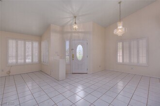 185 Laguna Landing Dr in Henderson, NV - Building Photo - Building Photo