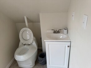 2470 Crow Valley Rd NW in Dalton, GA - Building Photo - Building Photo