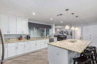 10844 N 37th Pl in Phoenix, AZ - Building Photo - Building Photo