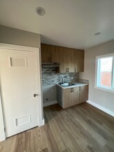 7662 Main St in Los Angeles, CA - Building Photo - Building Photo