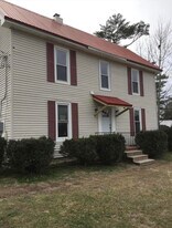1406 Mount Hermon Rd, Unit Apartment A in Salisbury, MD - Building Photo