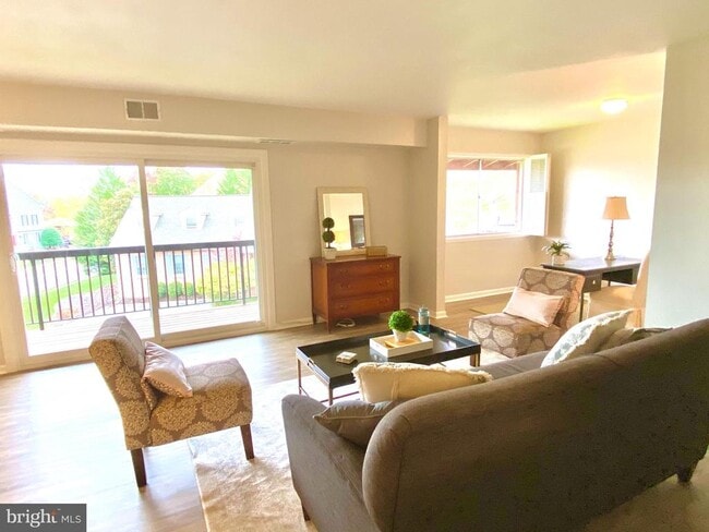 216 Park Terrace Ct SE in Vienna, VA - Building Photo - Building Photo