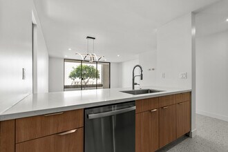 1400 E Palm Canyon Dr in Palm Springs, CA - Building Photo - Building Photo