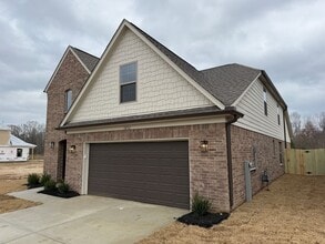 1852 Bloomington Cir in Cordova, TN - Foto de edificio - Building Photo