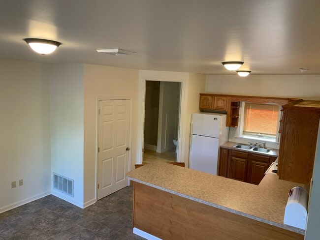 5302 Lycoming Mall Dr, Unit 2
