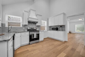 23922 Creek Ridge Dr in Spring, TX - Building Photo - Building Photo