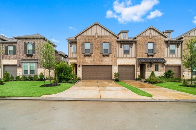 property at 11231 Buchanan Cvs Ln