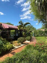 13120 SW 92nd Ave in Miami, FL - Building Photo - Building Photo