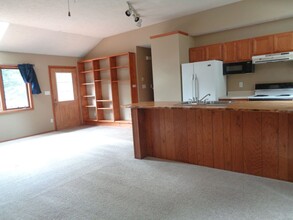 417 Cobbs Creek Rd in Boone, NC - Building Photo - Building Photo