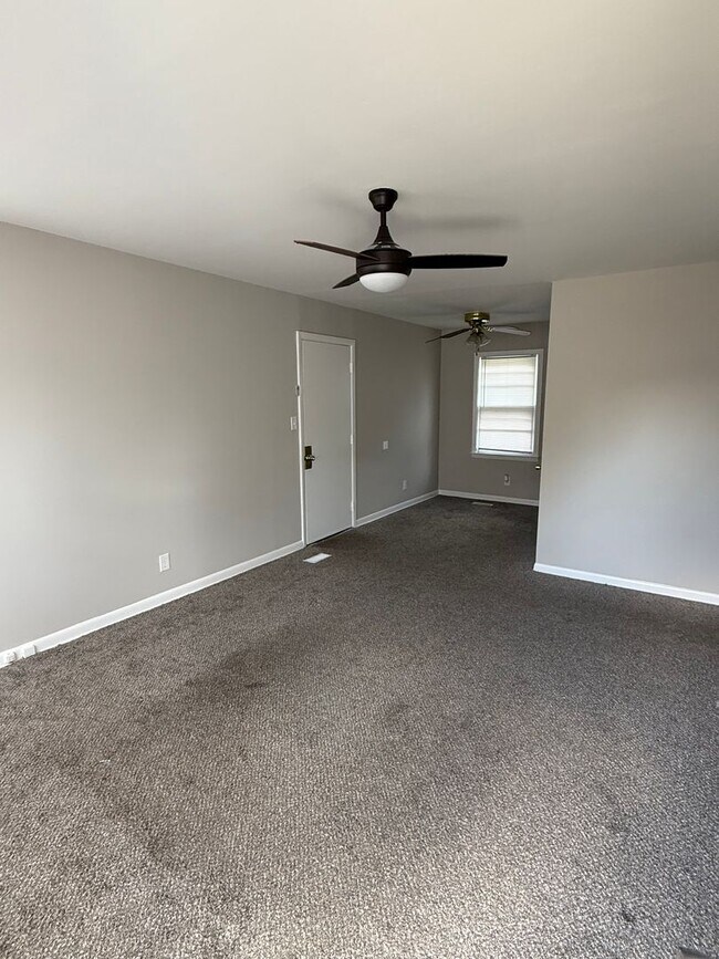703 Wellons Ave in Spring Lake, NC - Building Photo - Building Photo