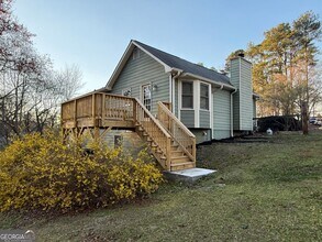871 White Stag Ln in Canton, GA - Building Photo - Building Photo