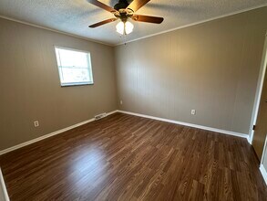 103 Skyview Dr, Unit Apt 10 in Greeneville, TN - Building Photo - Building Photo