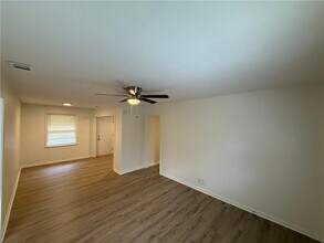 3127 Latona Dr SW in Atlanta, GA - Building Photo - Building Photo