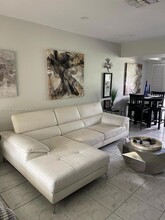 109 NE 30th Ct in Wilton Manors, FL - Building Photo - Building Photo