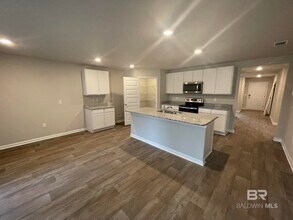 249 Burnston Wy in Foley, AL - Foto de edificio - Building Photo