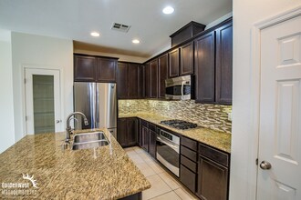 7471 Santo Domingo Ave in Las Vegas, NV - Building Photo - Building Photo