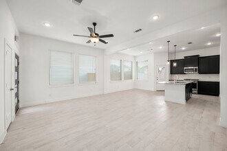 7810 Starfish Arbor Dr in Cypress, TX - Building Photo - Building Photo