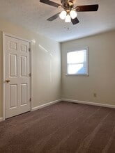 24 White Cir in Winchester, KY - Building Photo - Building Photo