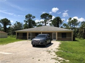 4733 30th St SW in Lehigh Acres, FL - Building Photo