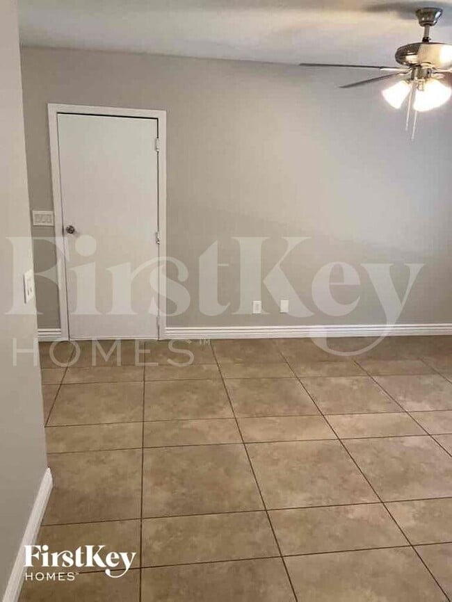 4359 E Lynne Ln in Phoenix, AZ - Building Photo - Building Photo
