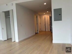 NORTHERN BOULEVARD in Queens, NY - Building Photo - Building Photo