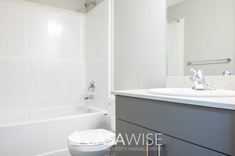 6231-6176 176 Ave NW in Edmonton, AB - Building Photo - Building Photo